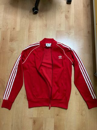 Chándal Adidas Rojo con Rayas Blancas