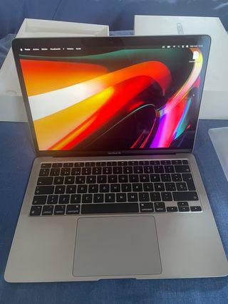 MacBook Air M1 16GB RAM Plata