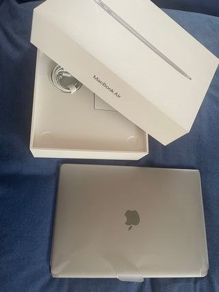 MacBook Air M1 16GB RAM Plata