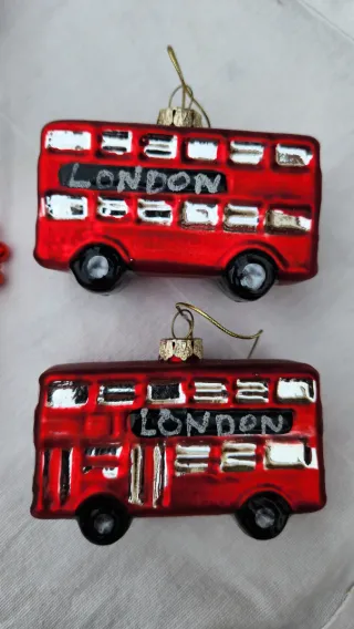 Adornos Navideños Rojos y Verdes