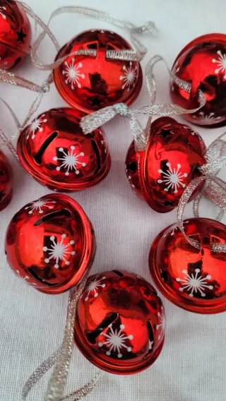 Adornos Navideños Rojos y Verdes