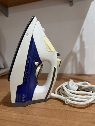 Plancha de vapor Ufesa Selecta 2700W