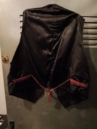 Chaleco de cuero echo a medida