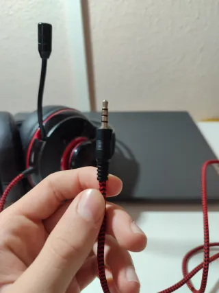 Auriculares BFX BFX-R80 Negro/Rojo