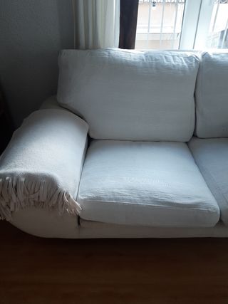 Sofá 2 plazas sin usar, relleno plumas