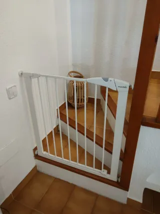 Puerta seguridad infantil Munchkin