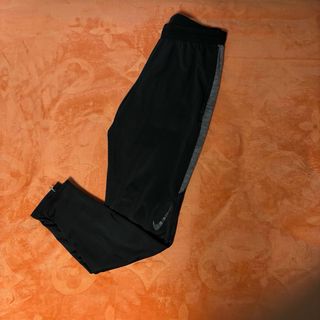 pantalón negro Nike dri-fit negro oferta Lowcost