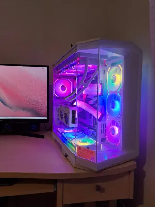 PC Gaming RTX 4070 + Intel i7 14700