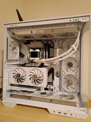 PC Gaming RTX 4070 + Intel i7 14700