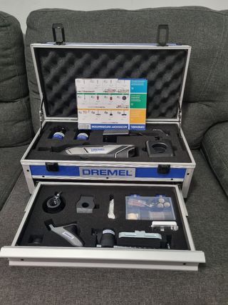 Dremel 8240 Multiherramienta 12V + 65 Accesorios
