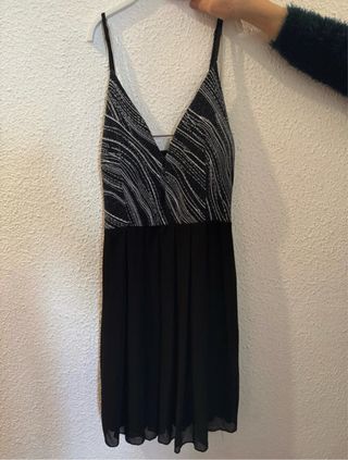 Vestido negro tirantes con brillo