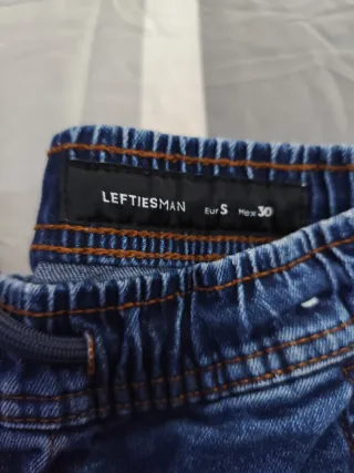 Pantalón  jogger Lefties Talla S + regalo