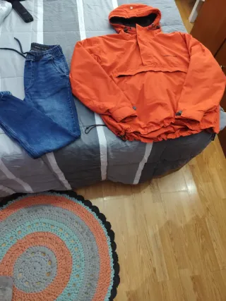 Pantalón  jogger Lefties Talla S + regalo