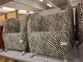 Poltrona con fantasia zebrata