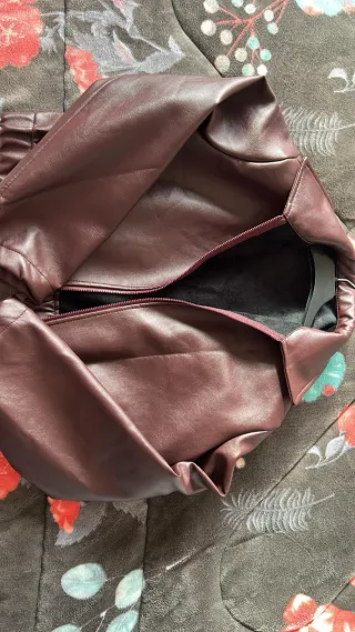 Chaqueta de cuero burdeos