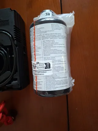 Kit reparación pinchazos coche