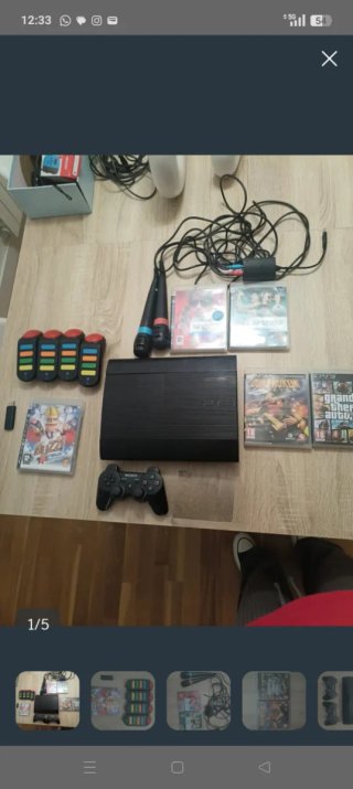 Playstation 3 más juegos, mandos y micrófonos