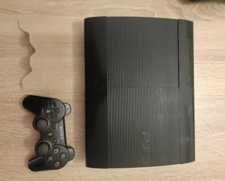 Playstation 3 más juegos, mandos y micrófonos