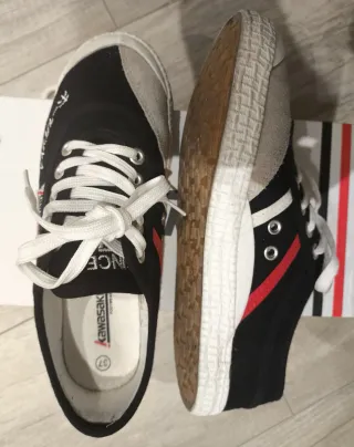 Sneakers Retro Negro/Gris