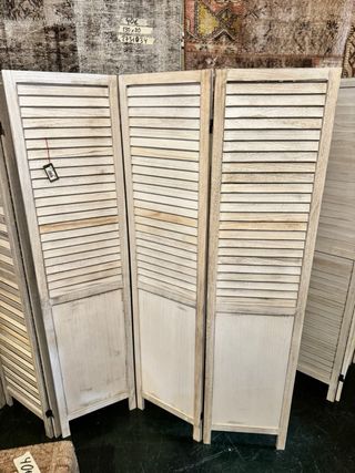 Biombos de madera (varias unidades)