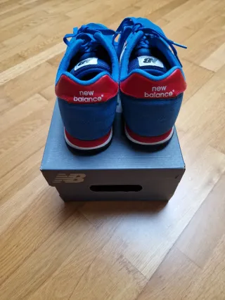 Zapatillas New Balance Azul y Rojo