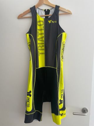 Traje Triatlón Pacto nuevo a estrenar