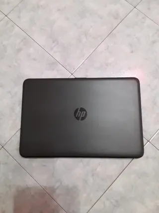 HP Laptop PC 17 Modello 3165NGW no test