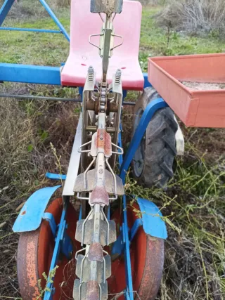 Plantadora Hortícola de pinzas