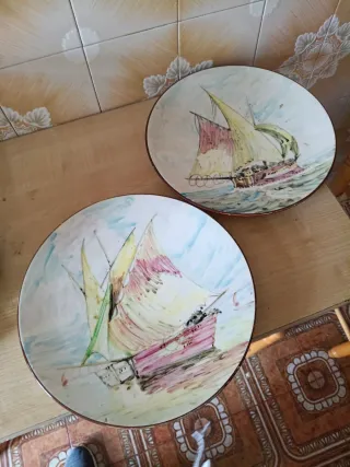 Piatti decorativi in ceramica