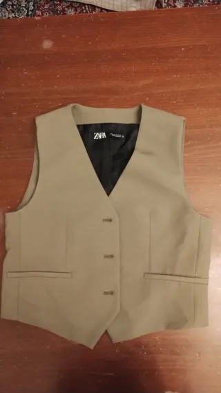 Chaleco Zara Beige Talla M