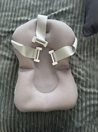 Bañera Twistshake plegable con patas y colchón