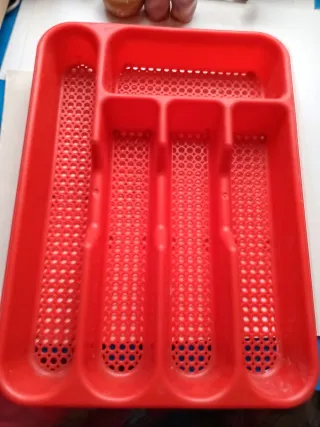 Organizador de cubiertos rojo