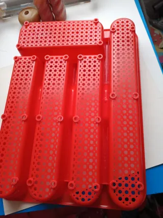 Organizador de cubiertos rojo