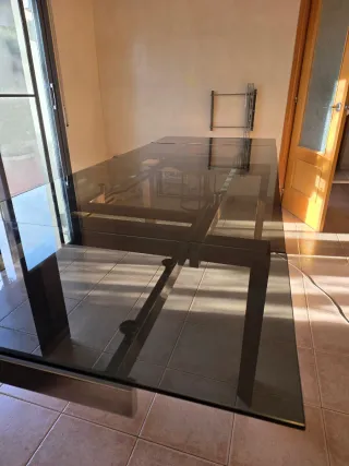 Magnífica mesa plegable crystal de El Corte Inglés