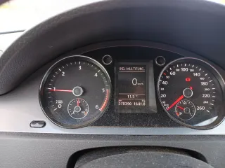 Volkswagen Passat 2010