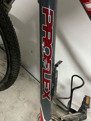 Bicicleta de Montaña Proflex Roja