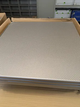 22 Placas knauf de teto acústico 60cm x60cm