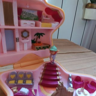 Polly Pocket