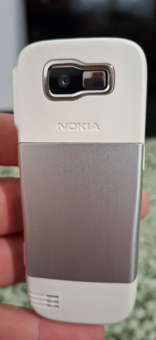 Nokia 2630 Plata/Blanco