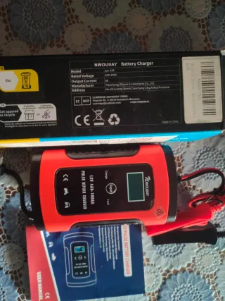 Caricabatterie avvitatore auto mantenimento ripara