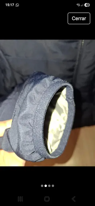 Chaqueta azul y amarilla