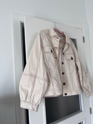 Cazadora vaquera Pedro del Hierro beige