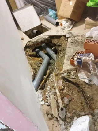 Busco empleo como Ayudante peón avanzado