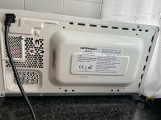 Microondas Orbegozo Blanco 20L 700W