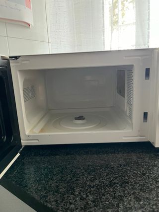 Microondas Orbegozo Blanco 20L 700W