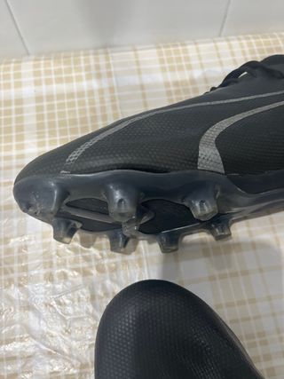 Botas de fútbol Puma Talla 40 Negras/Plata