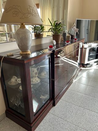 Mueble y espejo comedor