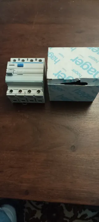 Interruptor Diferencial Hager CDH 440M 40A