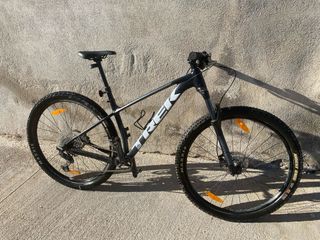 Bicicleta Trek BTT Negra