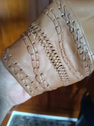 Chaqueta de piel marrón